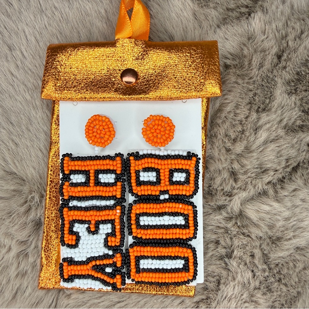 Simply Southern HEY BOO Beaded Earrings Orange & Black Halloween NEW